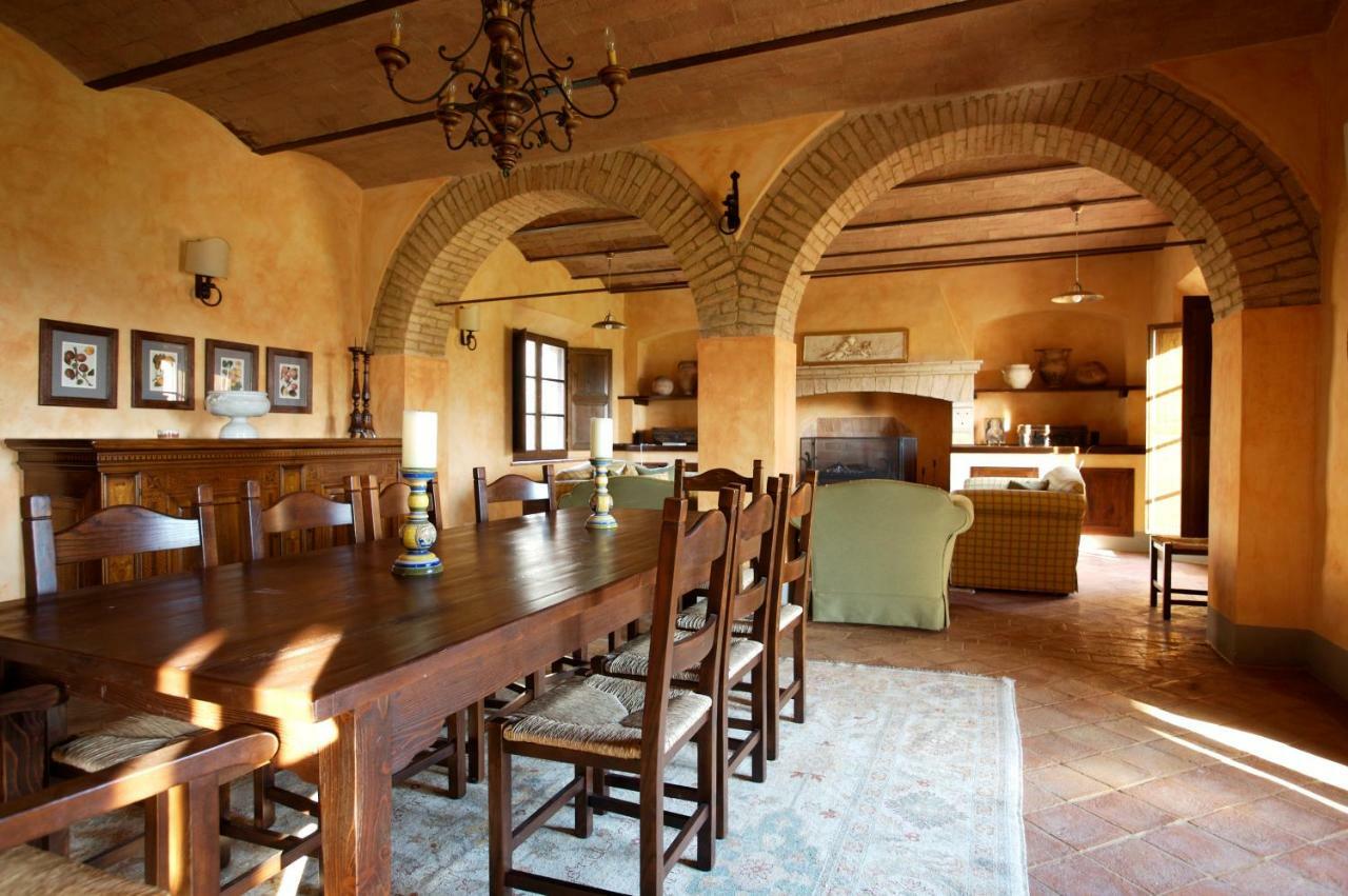 Villa Borgo Finocchieto Bibbiano  Zimmer foto